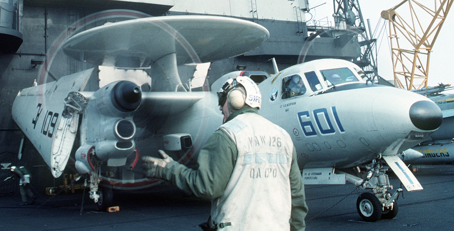 vaw-126 seahawks carrier airborne early warning squadron e-2c hawkeye cvw-3 cv-67 uss john f. kennedy 1993 15