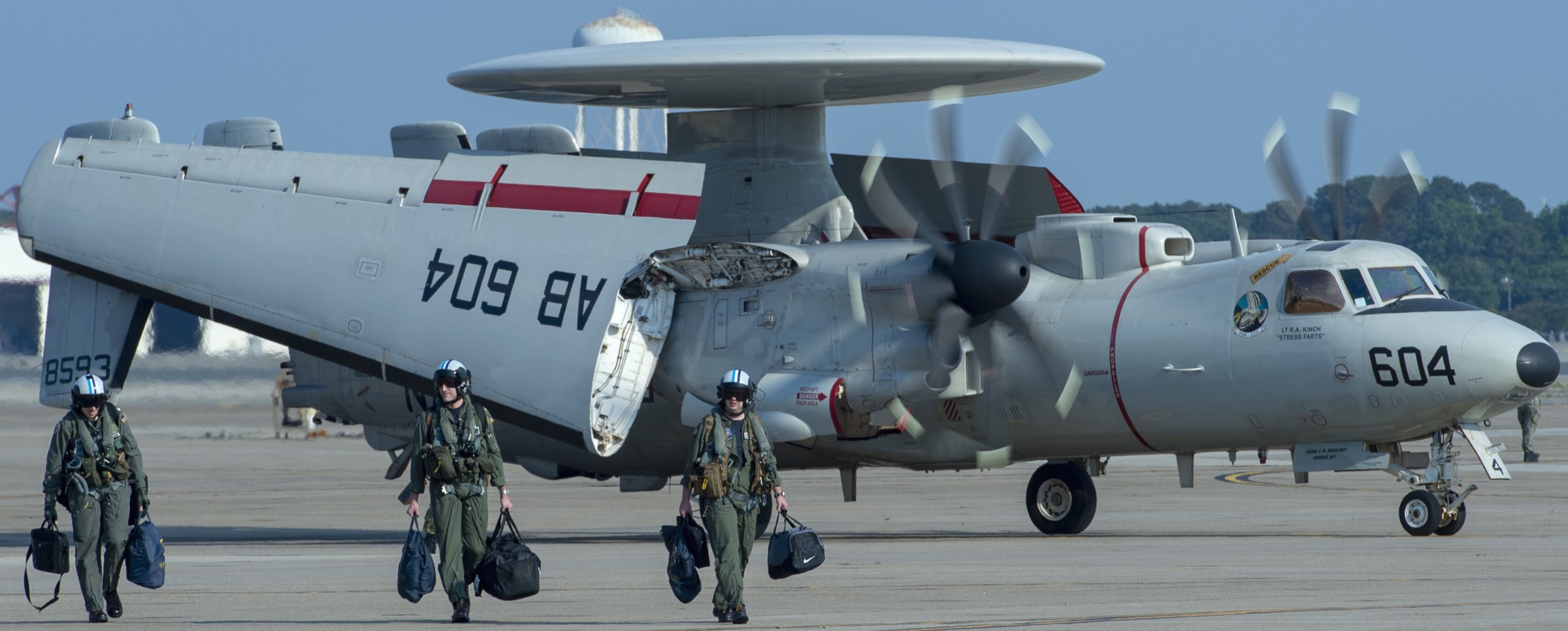 vaw-126 seahawks airborne command control squadron e-2d advanced hawkeye returning naval station norfolk 2020 95