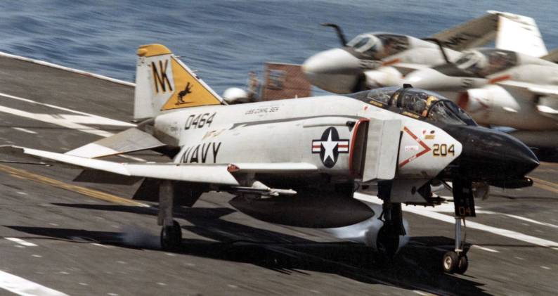 fighter squadron vf-21 freelancers f-4n phantom uss coral sea cv 43