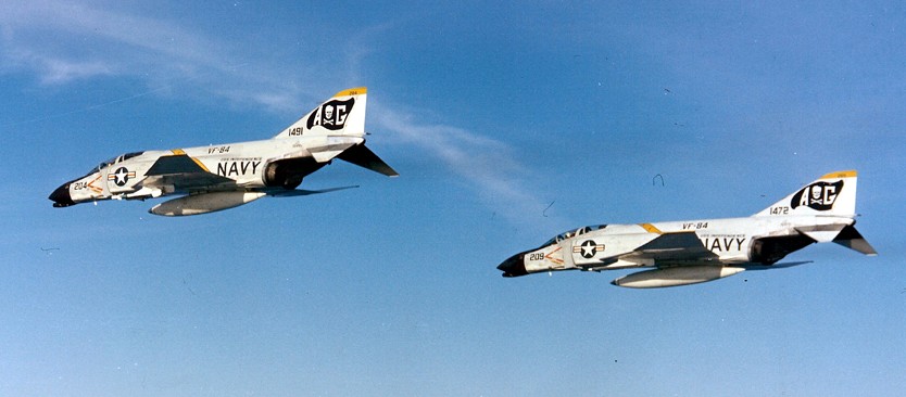 fighter squadron vf-84 jolly rogers f-4b phantom carrier air wing cvw-7 uss independence cva 62