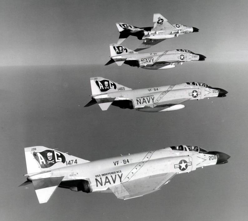 vf-84 jolly rogers f-4b phantom