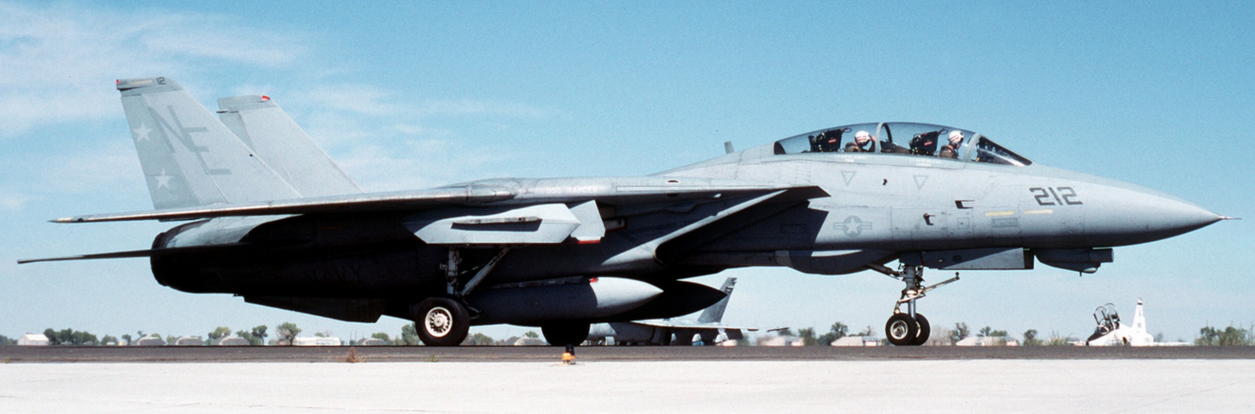 vf-2 bounty hunters fighter squadron fitron f-14a tomcat carrier air wing cvw-2 nas fallon nevada 11