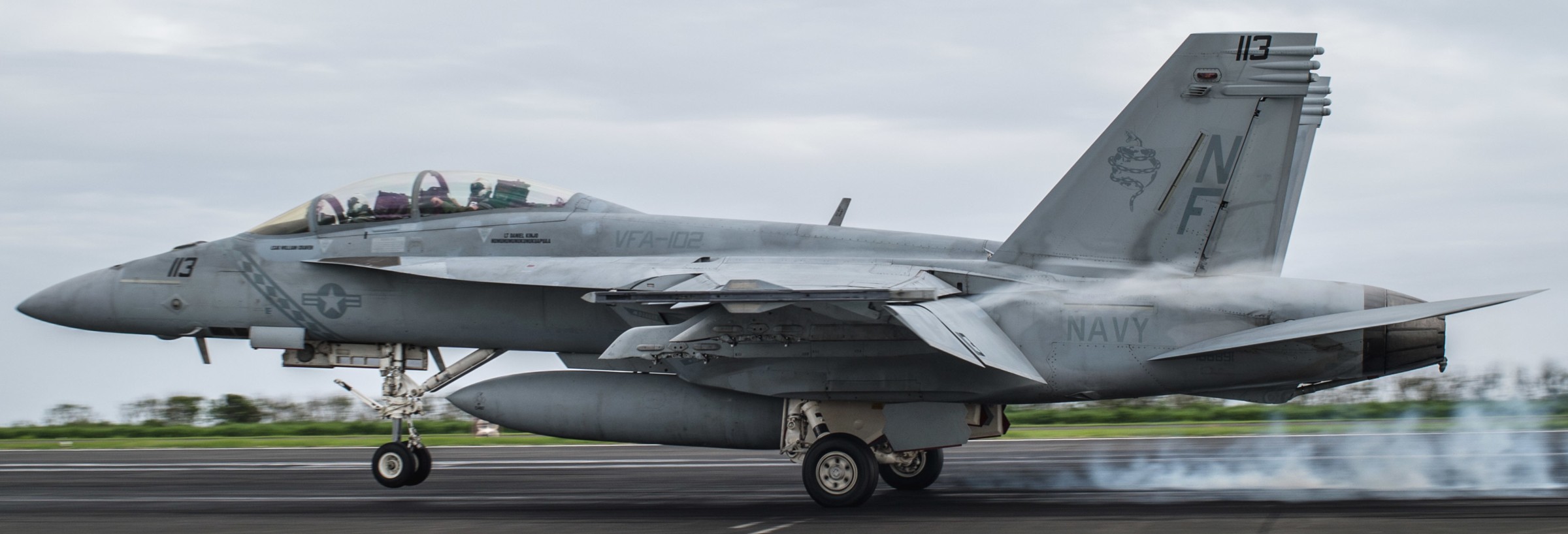 vfa-102 diamondbacks strike fighter squadron f/a-18f super hornet iwo to jima island japan 13