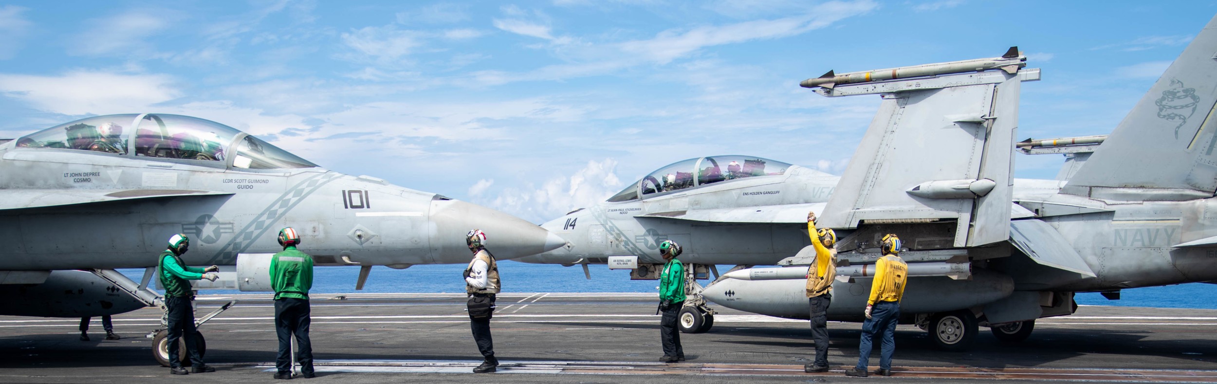 vfa-102 diamondbacks strike fighter squadron f/a-18f super hornet cvw-5 cvn-76 uss ronald reagan 53