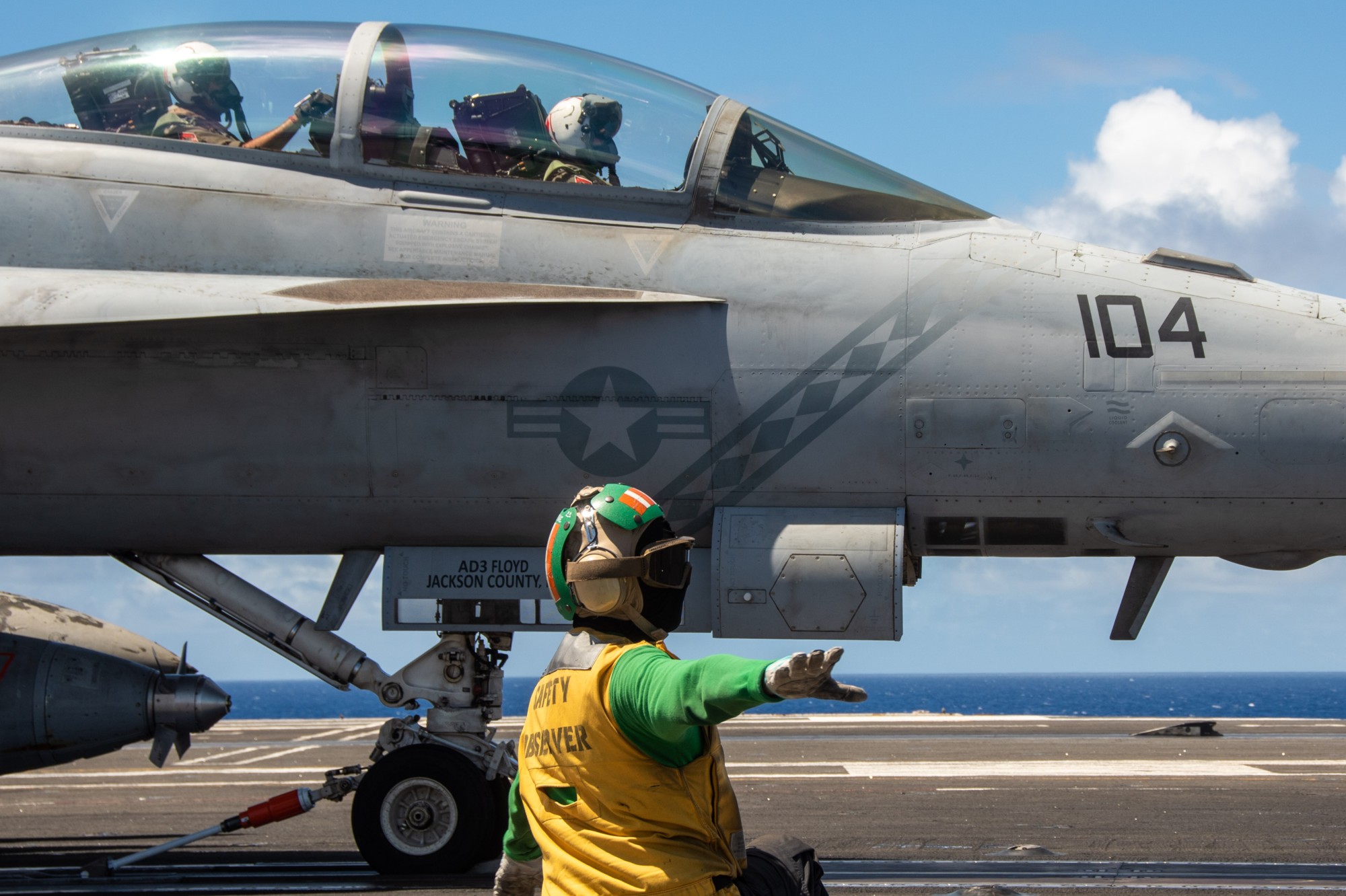 vfa-102 diamondbacks strike fighter squadron f/a-18f super hornet cvw-5 cvn-76 uss ronald reagan 66