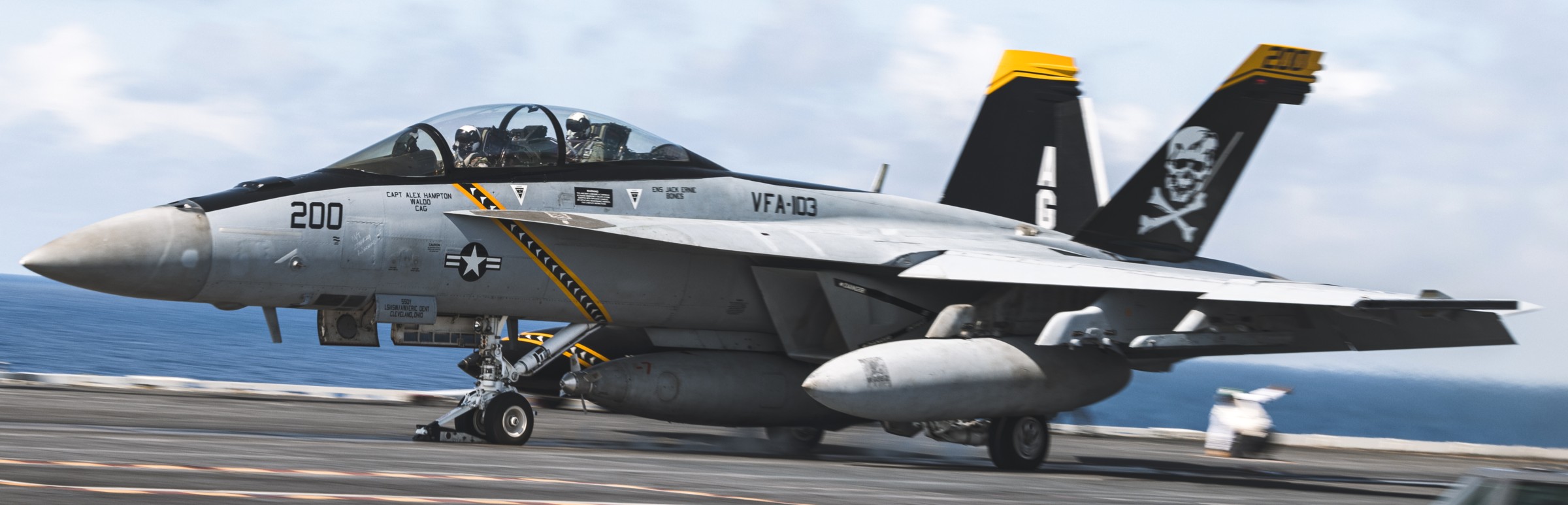 vfa-103 jolly rogers strike fighter squadron f/a-18f super hornet cvw-7 cvn-73 uss george washington 101