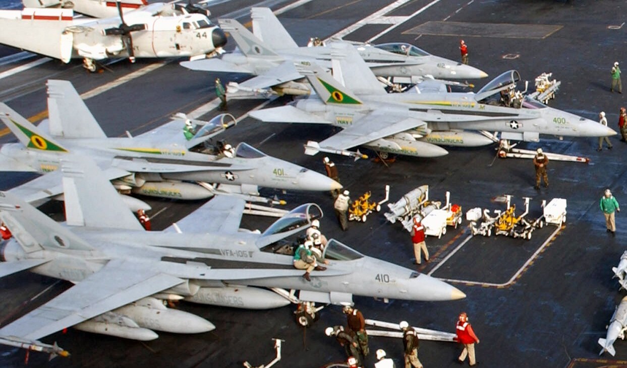 vfa-105 gunslingers strike fighter squadron f/a-18c hornet cvw-3 cvn-75 uss harry s. truman 15