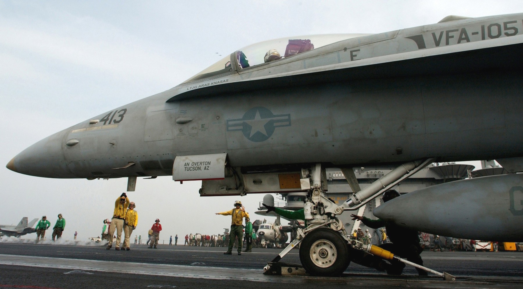 vfa-105 gunslingers strike fighter squadron f/a-18c hornet cvw-3 cvn-75 uss harry s. truman 31