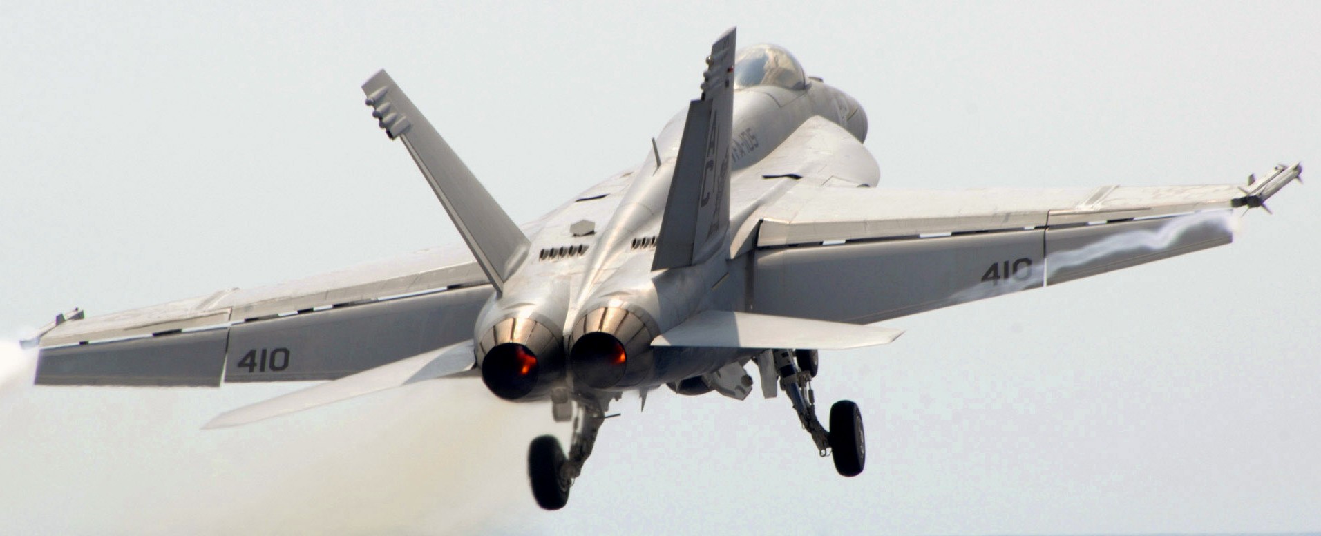 vfa-105 gunslingers strike fighter squadron f/a-18e super hornet cvw-3 cvn-75 uss harry s. truman 45