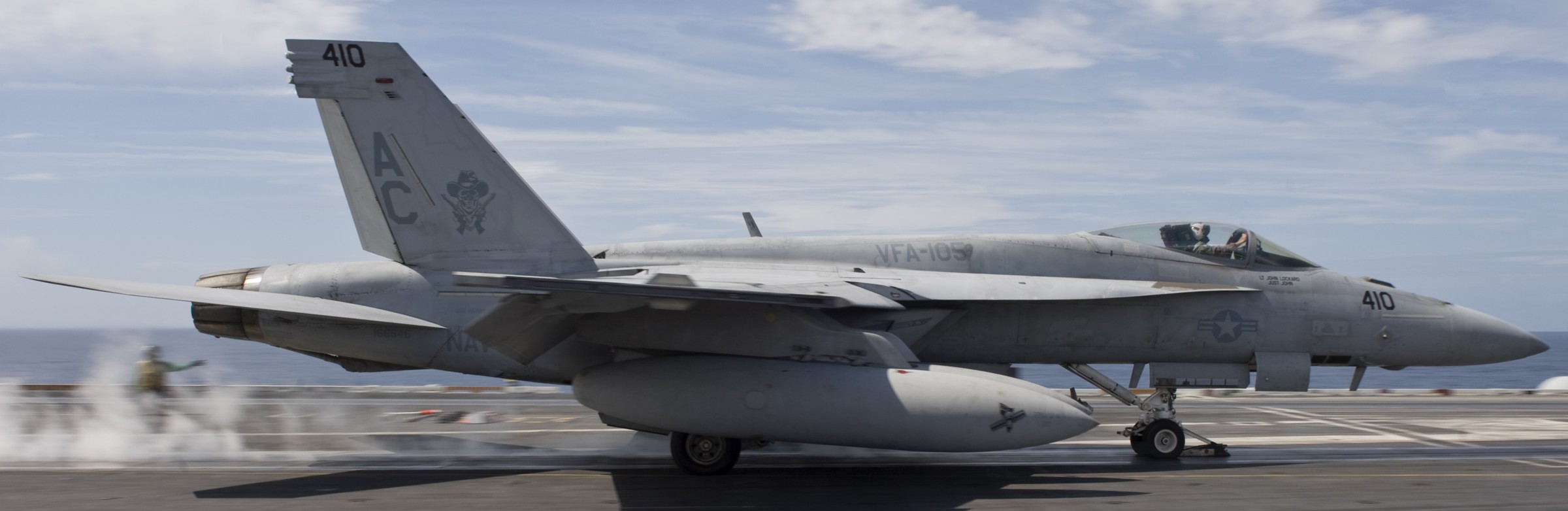 vfa-105 gunslingers strike fighter squadron f/a-18e super hornet cvw-3 cvn-75 uss harry s. truman 2012 51