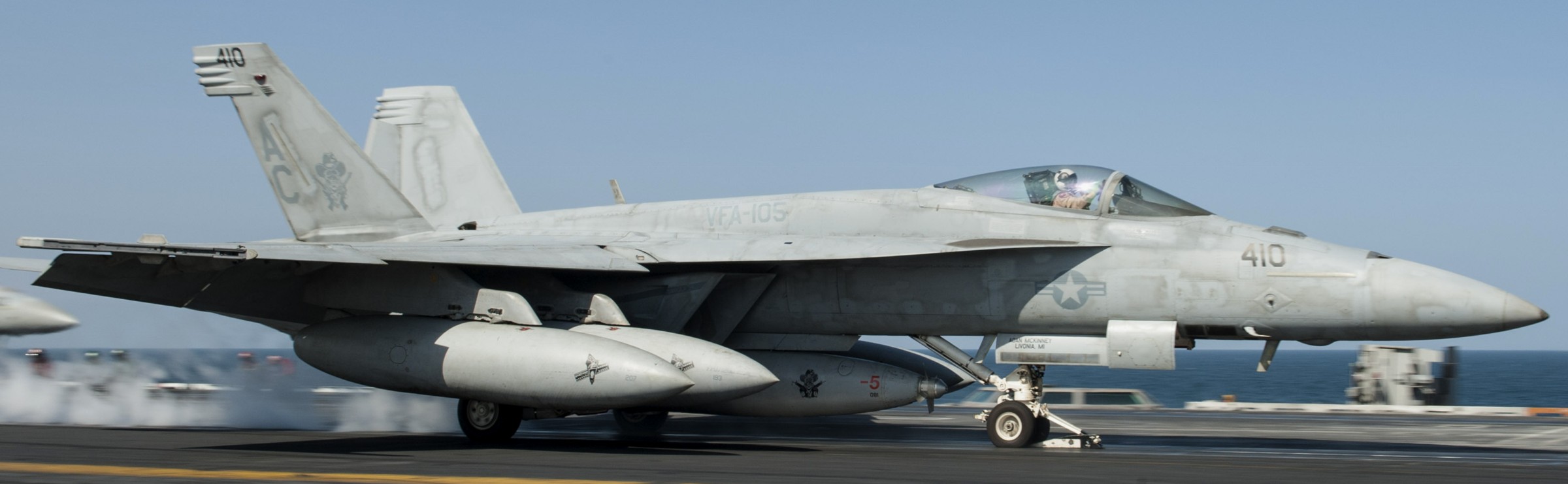 vfa-105 gunslingers strike fighter squadron f/a-18e super hornet cvw-3 cvn-75 uss harry s. truman 57