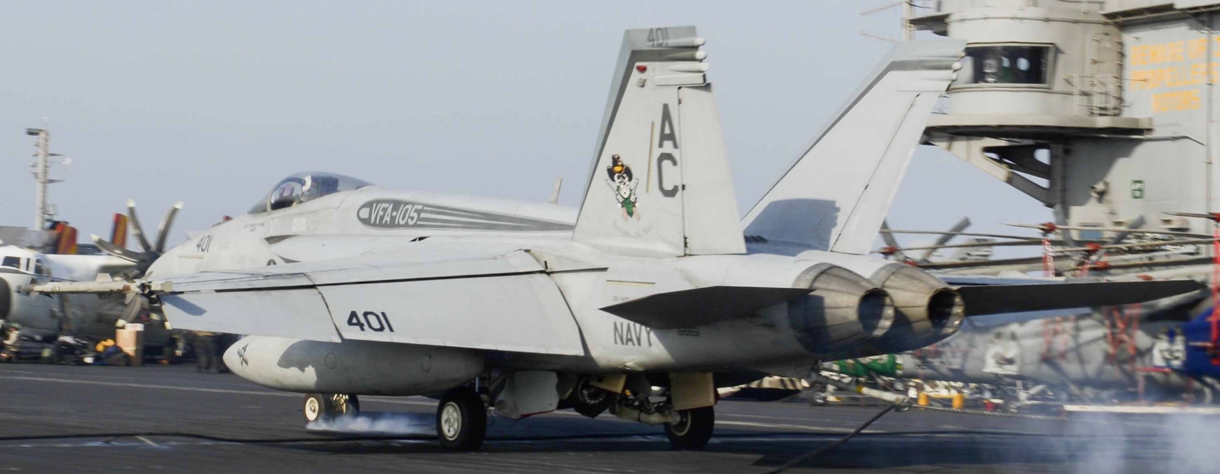 vfa-105 gunslingers strike fighter squadron f/a-18e super hornet cvw-3 cvn-75 uss harry s. truman 2013 61