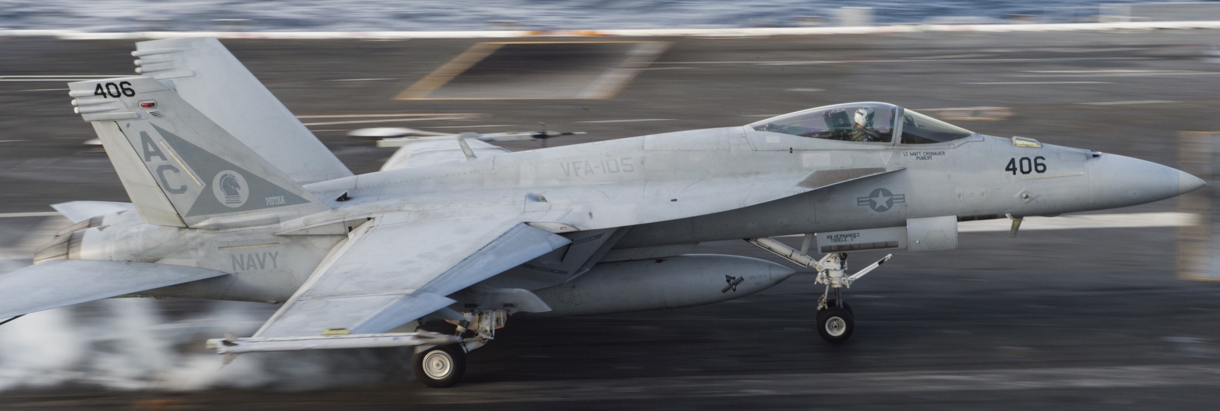 vfa-105 gunslingers strike fighter squadron f/a-18e super hornet cvw-3 cvn-69 uss dwight d. eisenhower 70