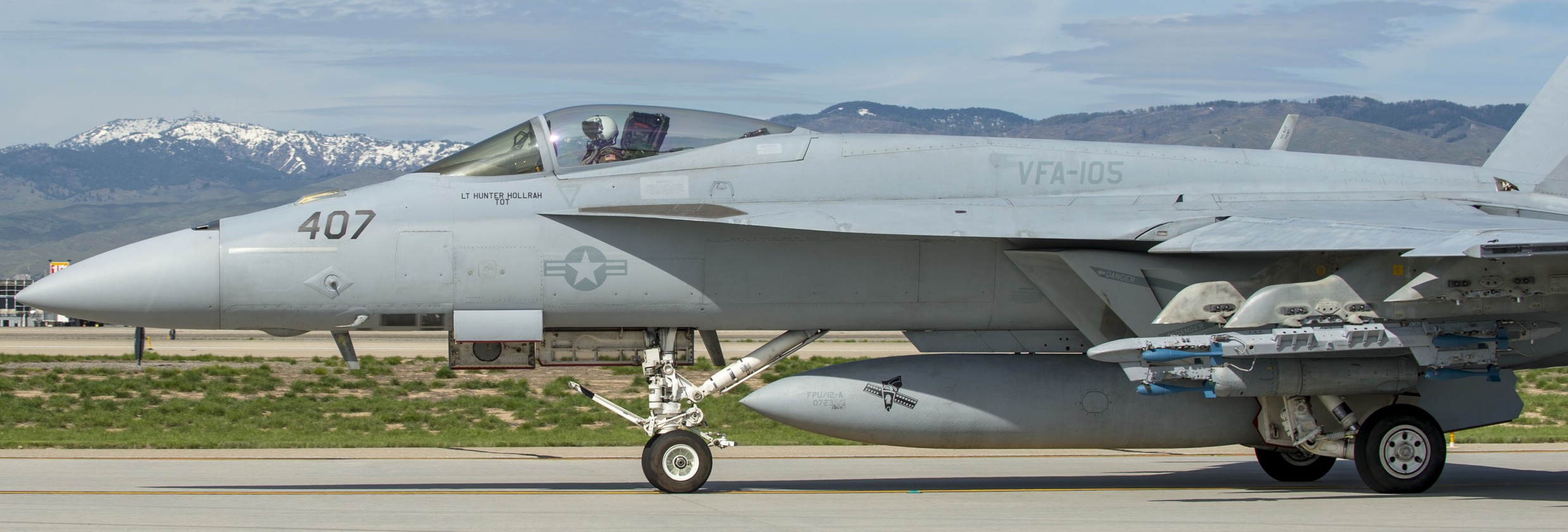 vfa-105 gunslingers strike fighter squadron f/a-18e super hornet gowen field angb boise idaho 2019 105