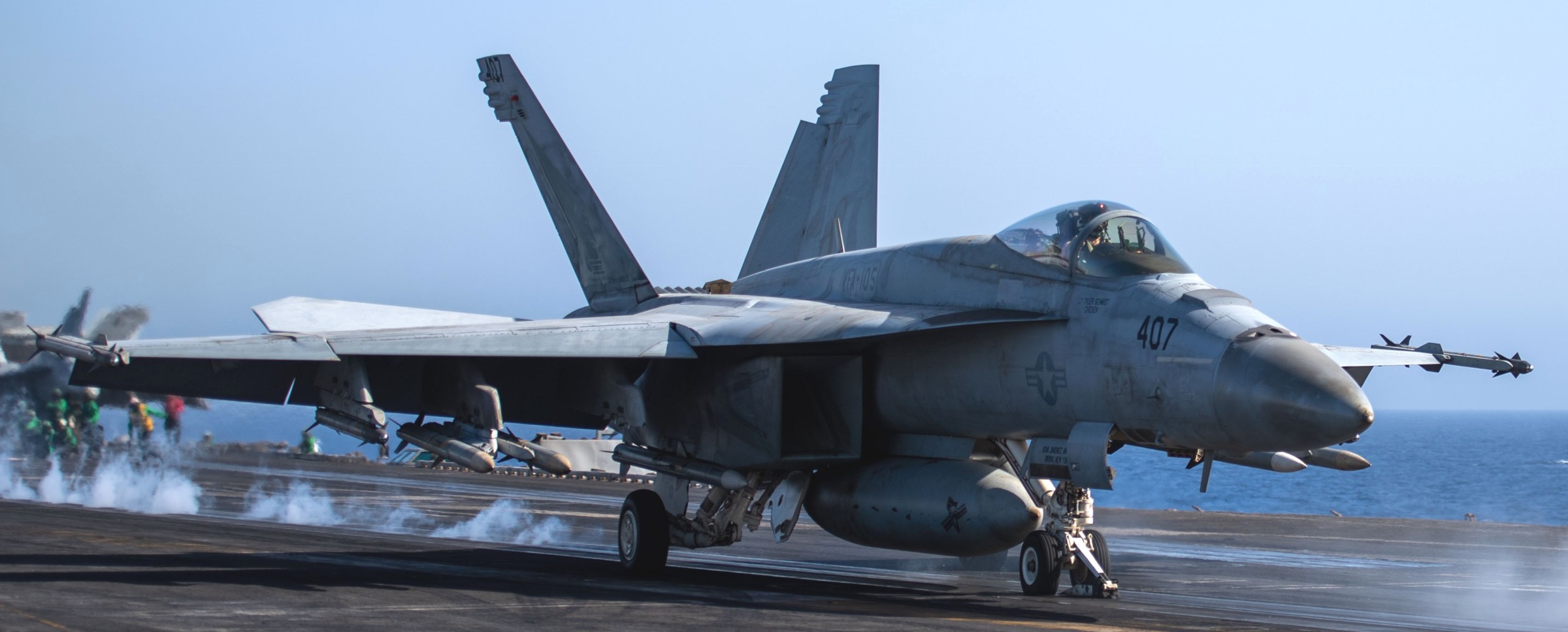 vfa-105 gunslingers strike fighter squadron f/a-18e super hornet cvw-3 cvn-69 uss dwight d. eisenhower 129