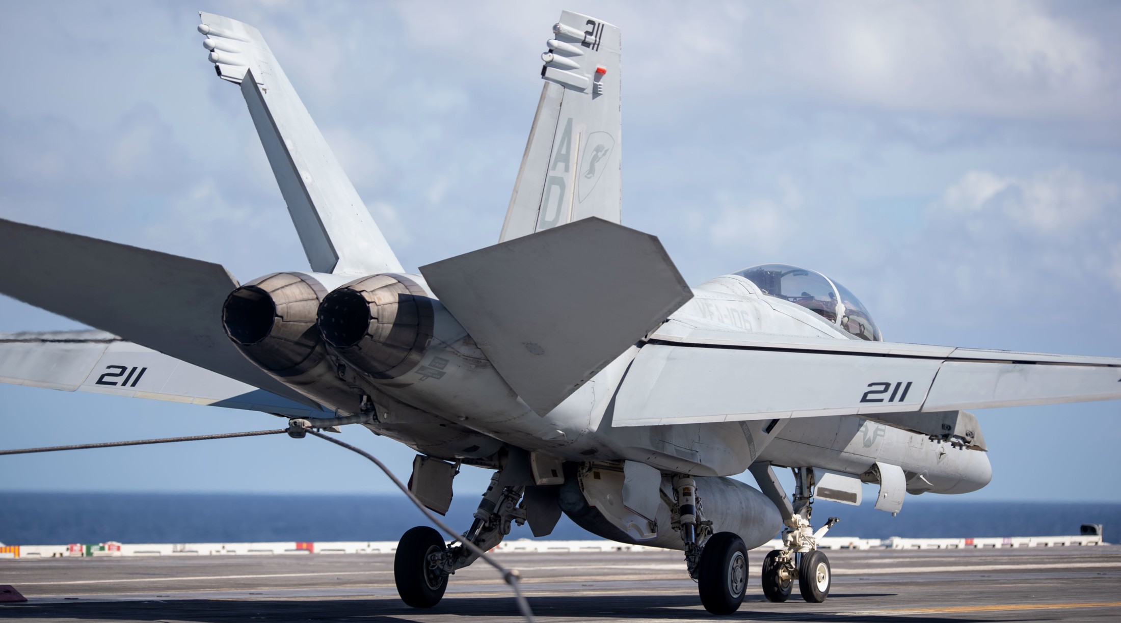 vfa-106 gladiators strike fighter squadron f/a-18f super hornet uss john c. stennis 146