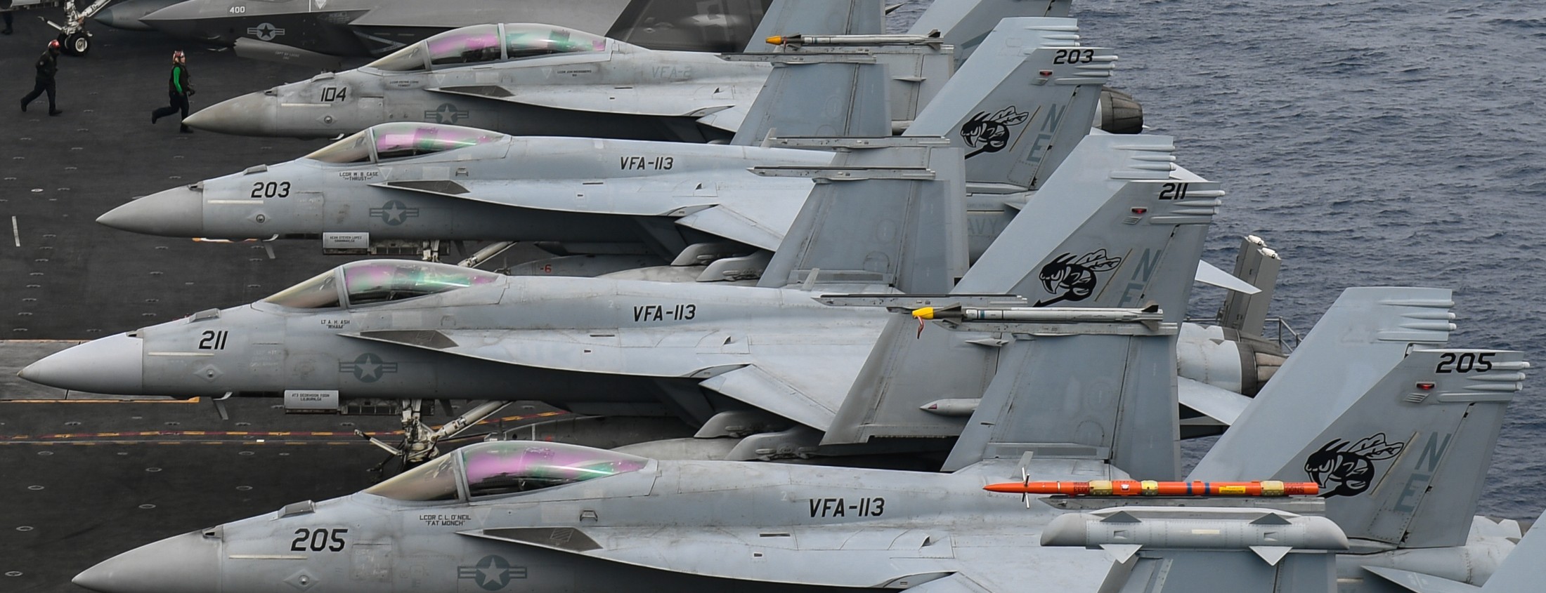 vfa-113 stingers strike fighter squadron f/a-18e super hornet cvw-2 cvn-70 uss carl vinson 149