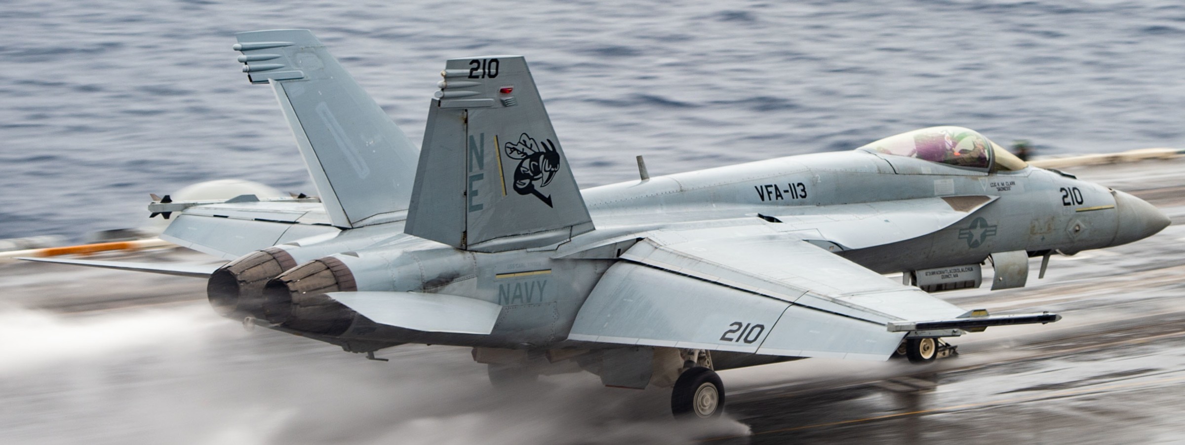 vfa-113 stingers strike fighter squadron f/a-18e super hornet cvw-2 cvn-70 uss carl vinson 158