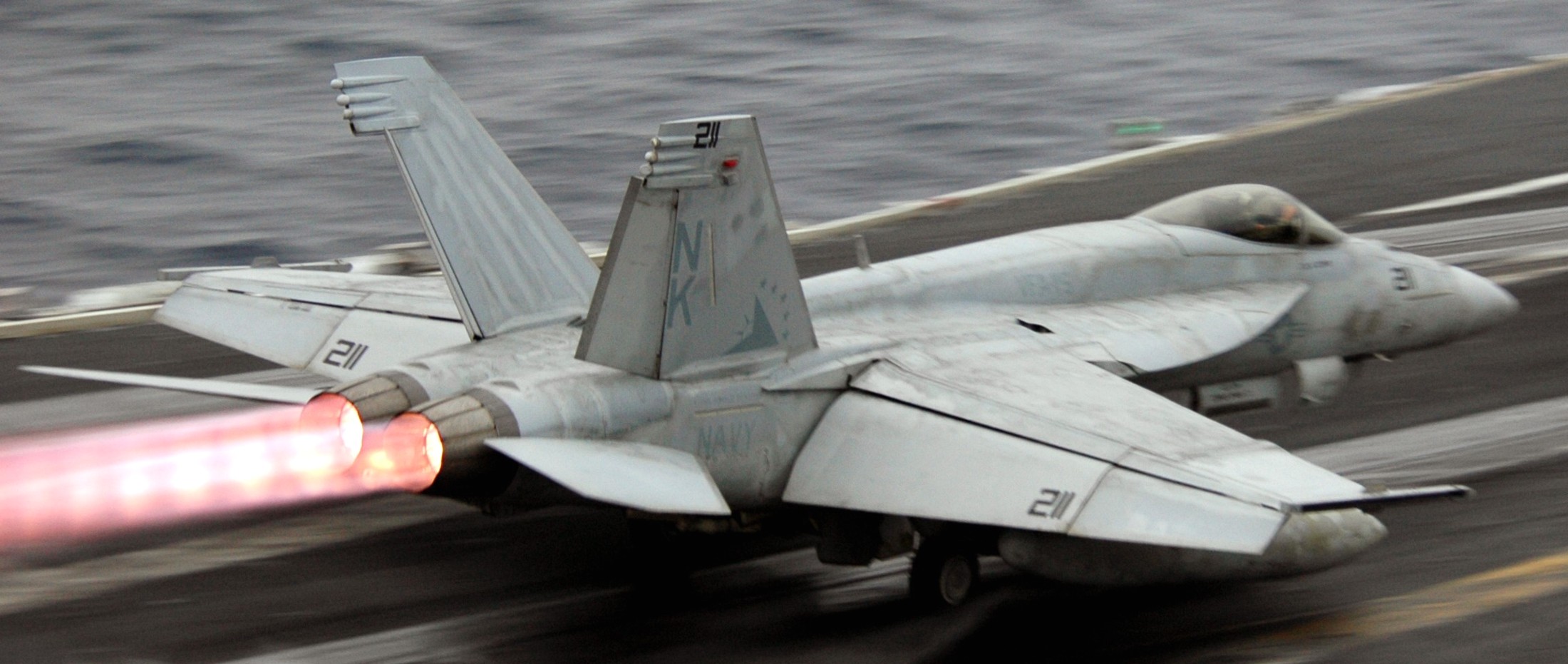 vfa-115 eagles strike fighter squadron f/a-18e super hornet cvw-14 cvn-76 uss ronald reagan 2007 49