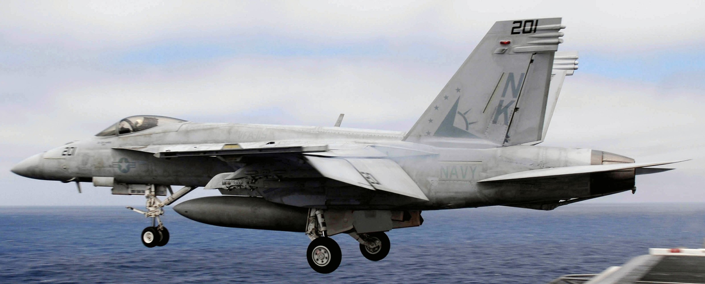 vfa-115 eagles strike fighter squadron f/a-18e super hornet cvw-14 cvn-76 uss ronald reagan 80