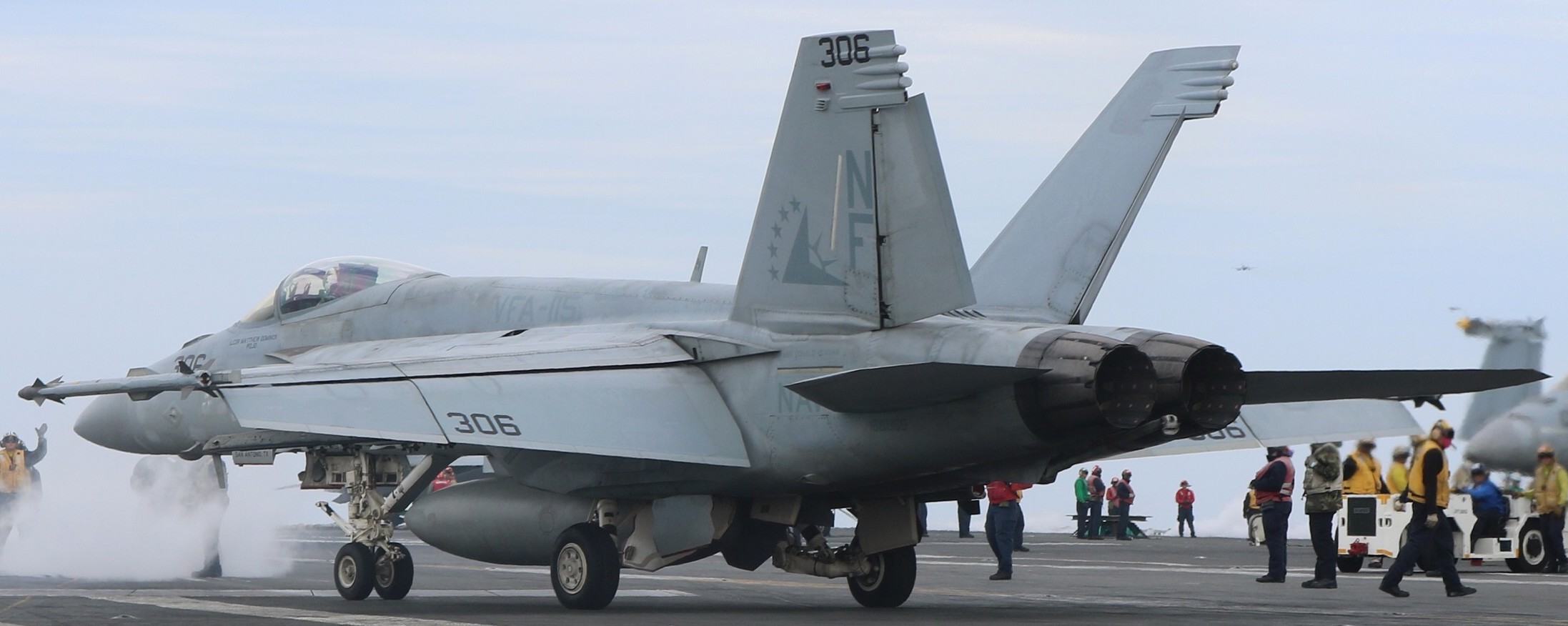 vfa-115 eagles strike fighter squadron f/a-18e super hornet cvw-5 cvn-76 uss ronald reagan 92