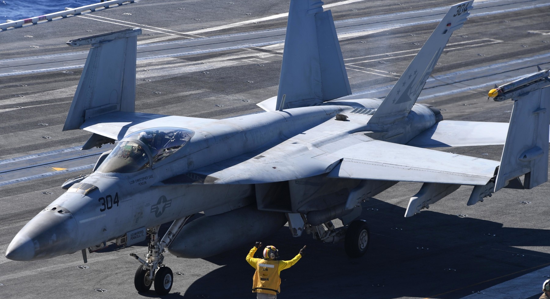 vfa-115 eagles strike fighter squadron f/a-18e super hornet cvw-5 cvn-76 uss ronald reagan 107