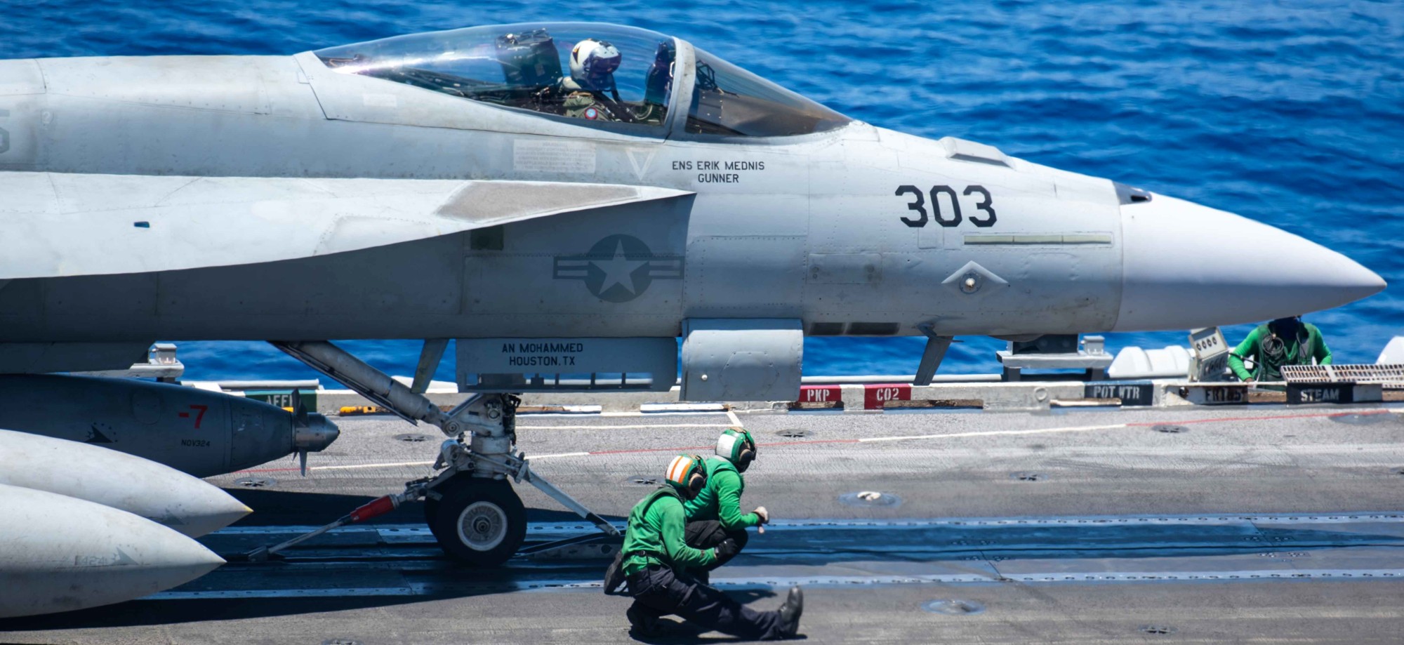 vfa-115 eagles strike fighter squadron f/a-18e super hornet cvw-5 cvn-76 uss ronald reagan 130