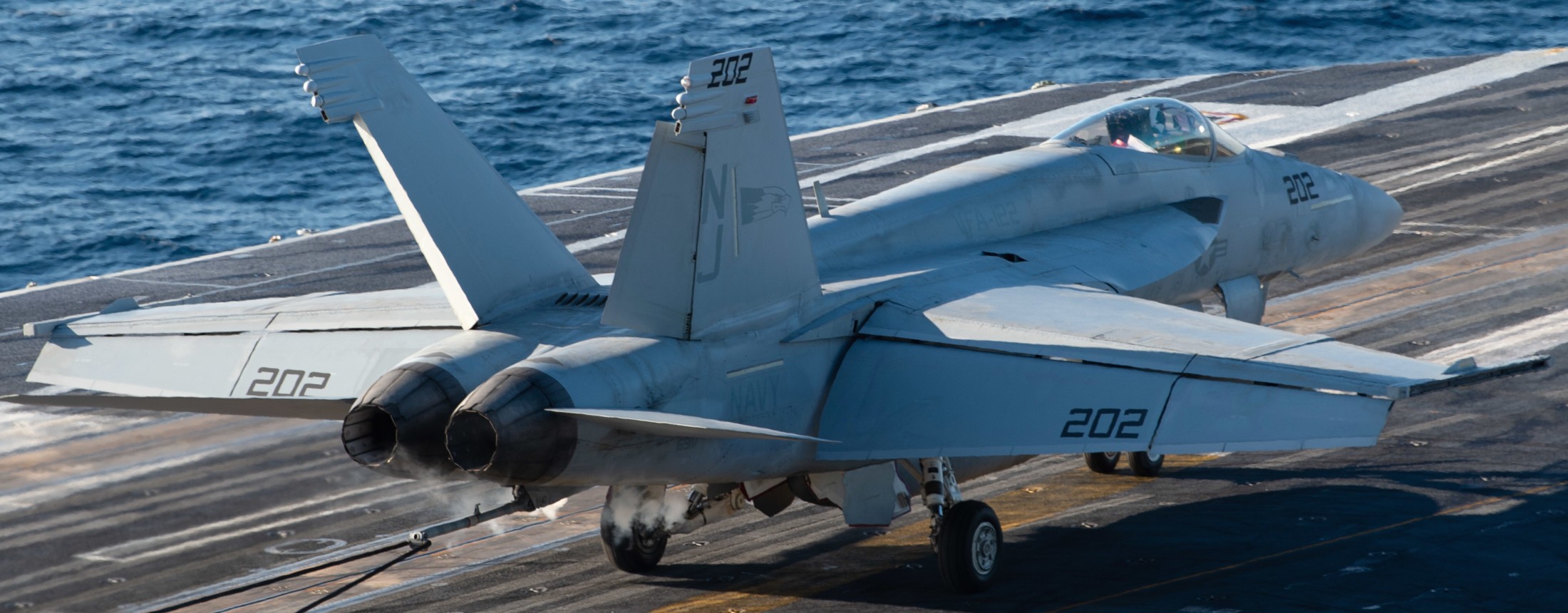 vfa-122 flying eagles strike fighter squadron f/a-18e super hornet cvn-68 uss nimitz 55