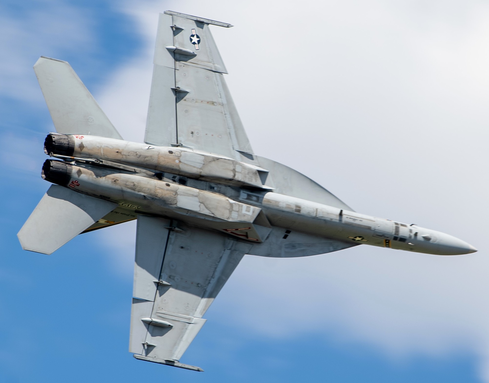 vfa-122 flying eagles strike fighter squadron f/a-18f super hornet oregon air show hillsboro 71