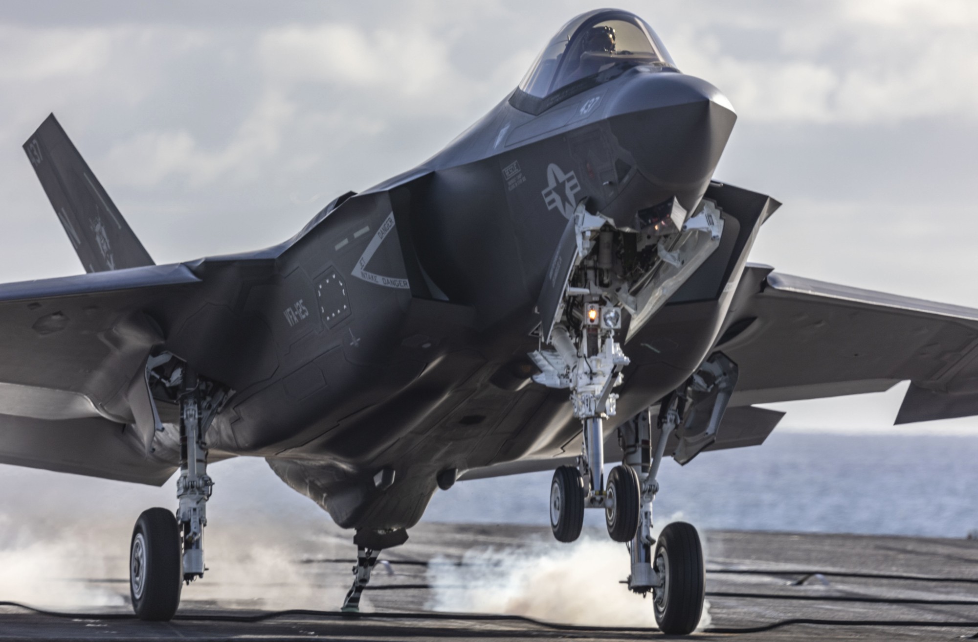 vfa-125 rough raiders strike fighter squadron f-35c lightning ii navy uss abraham lincoln 90