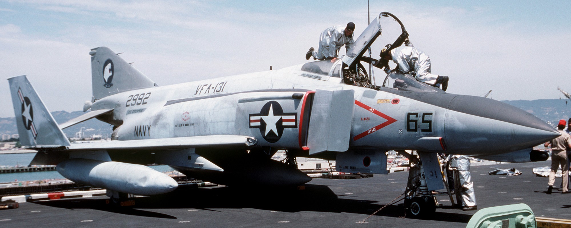 vfa-131 wildcats strike fighter squadron f-4n phantom salvage aircraft 146