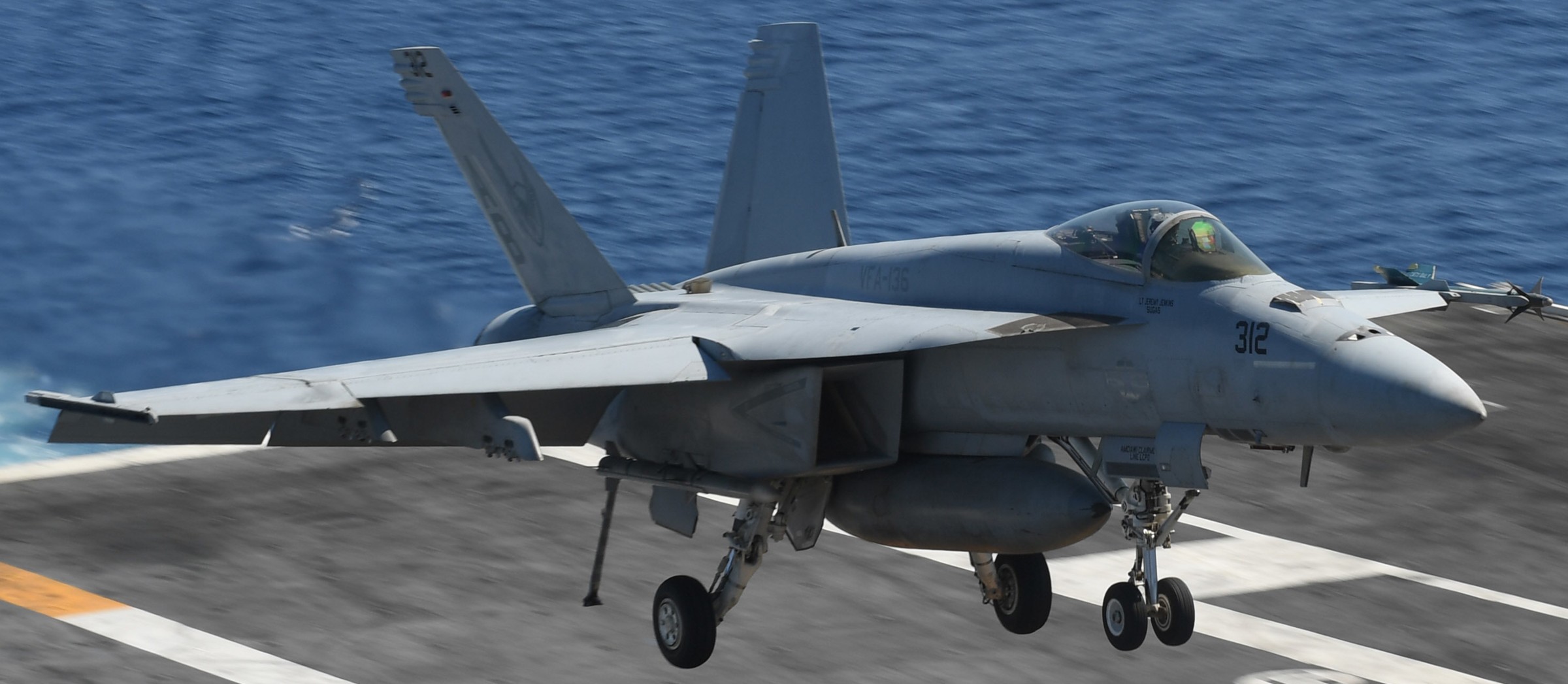 vfa-136 knighthawks strike fighter squadron f/a-18e super hornet cvw-1 cvn-75 uss harry s. truman 150