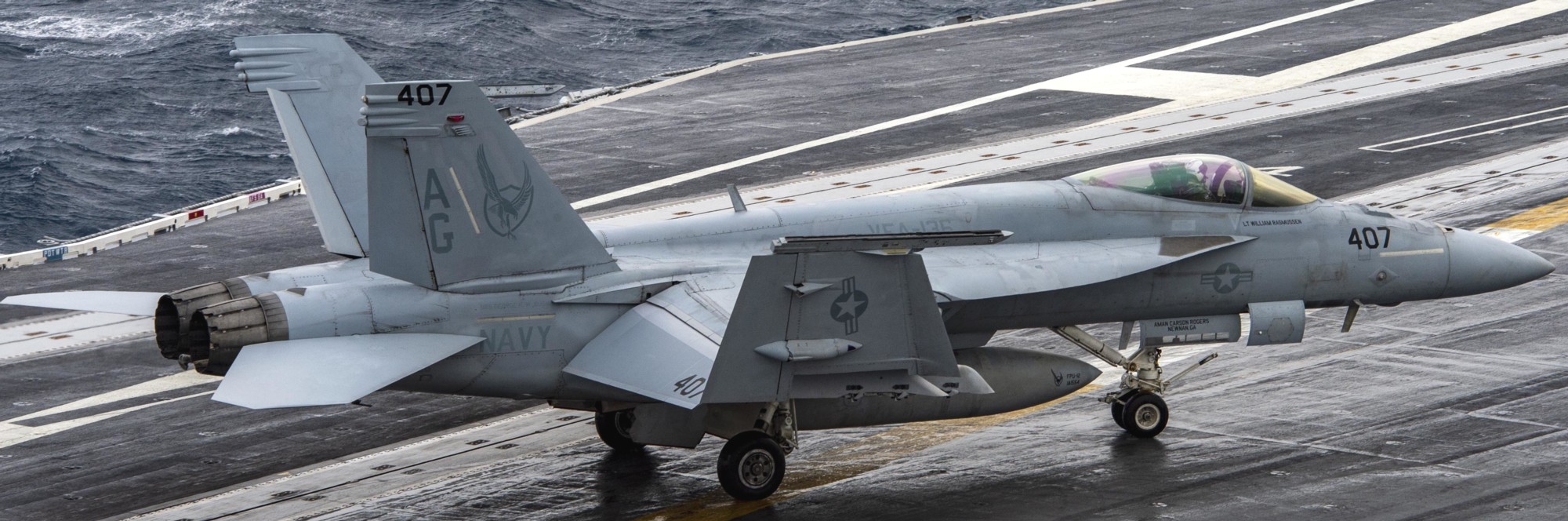 vfa-136 knighthawks strike fighter squadron f/a-18e super hornet cvw-7 cvn-77 uss george h. w. bush 188