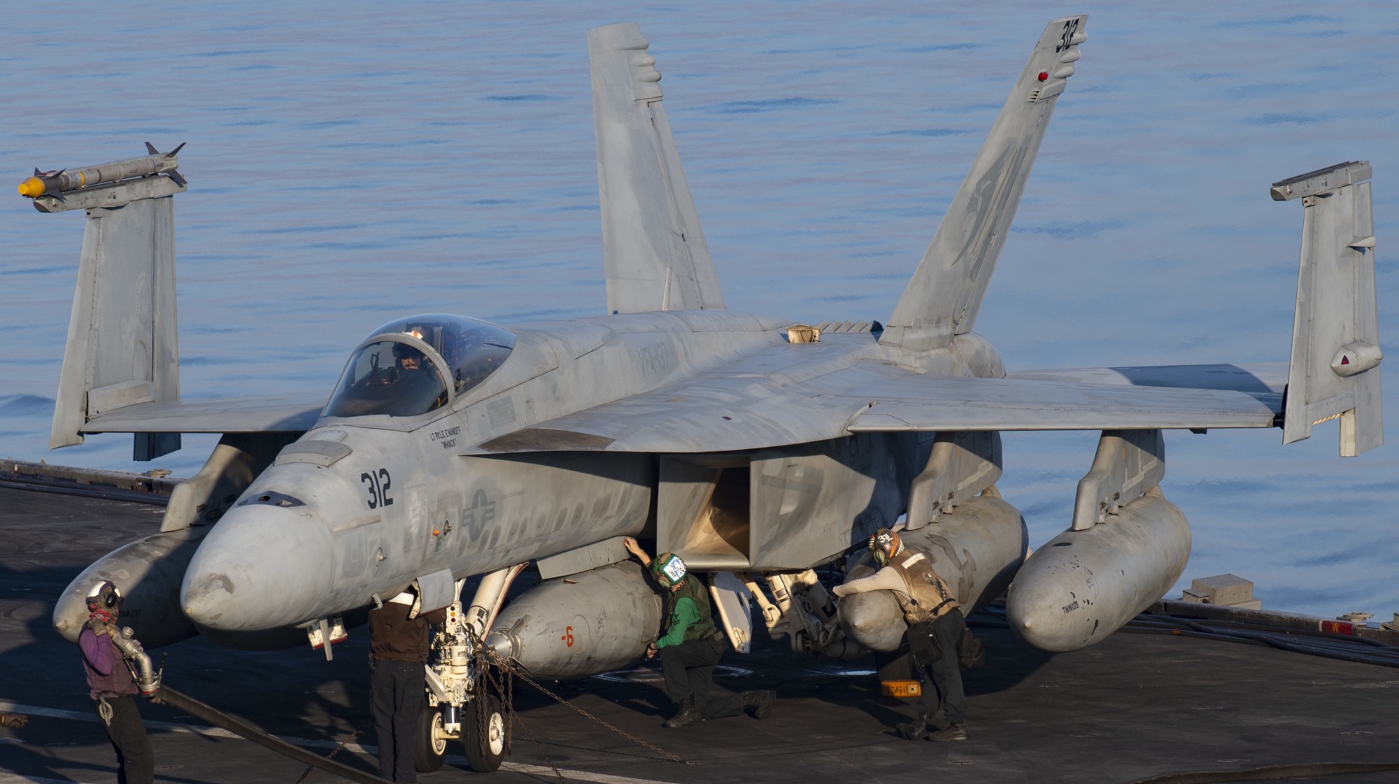 vfa-137 kestrels strike fighter squadron f/a-18e super hornet cvw-17 cvn-68 uss nimitz 115