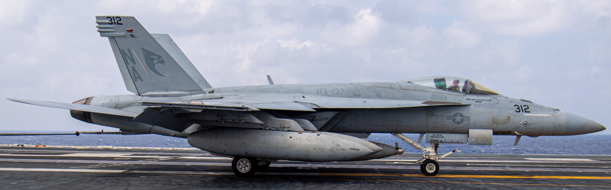 vfa-137 kestrels strike fighter squadron f/a-18e super hornet cvw-17 cvn-68 uss nimitz 133