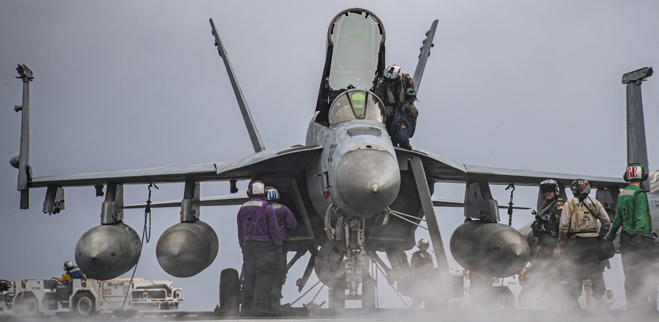 vfa-137 kestrels strike fighter squadron f/a-18e super hornet cvw-17 cvn-68 uss nimitz 136