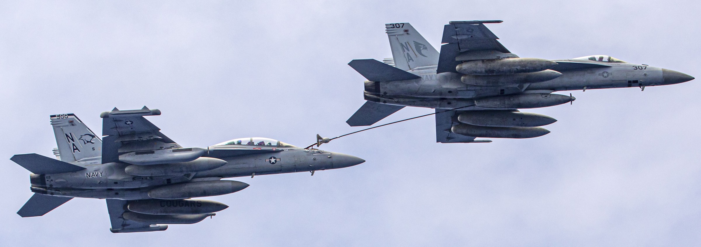 vfa-137 kestrels strike fighter squadron f/a-18e super hornet cvw-17 cvn-68 uss nimitz refueling 175