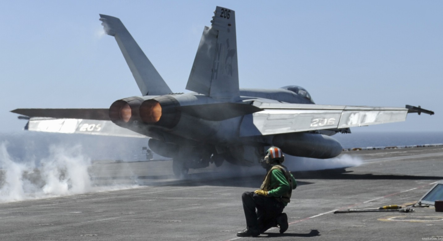 vfa-147 argonauts f/a-18e super hornet strike fighter squadron carrier air wing cvw-11 uss nimitz cvn-68  49