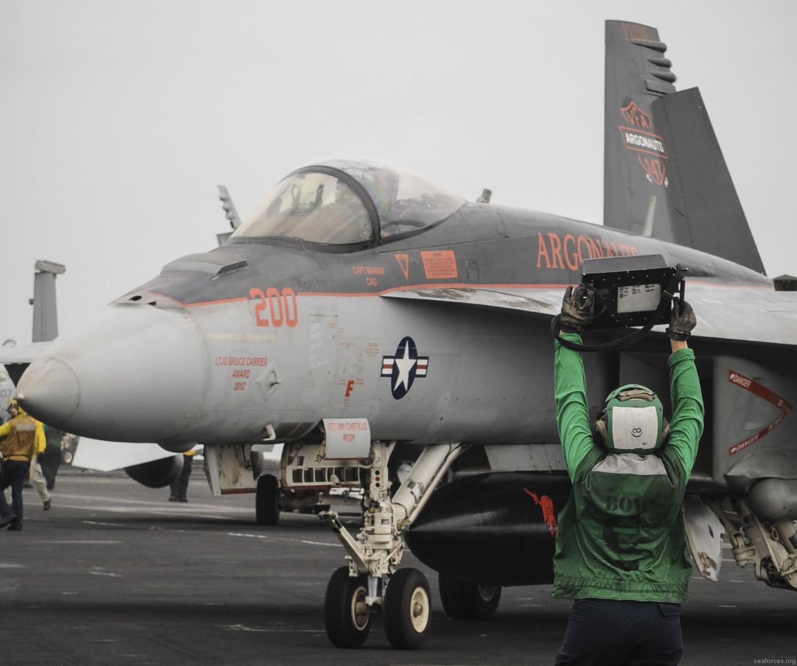 vfa-147 argonauts f/a-18e super hornet strike fighter squadron carrier air wing cvw-11 uss nimitz cvn-68  82