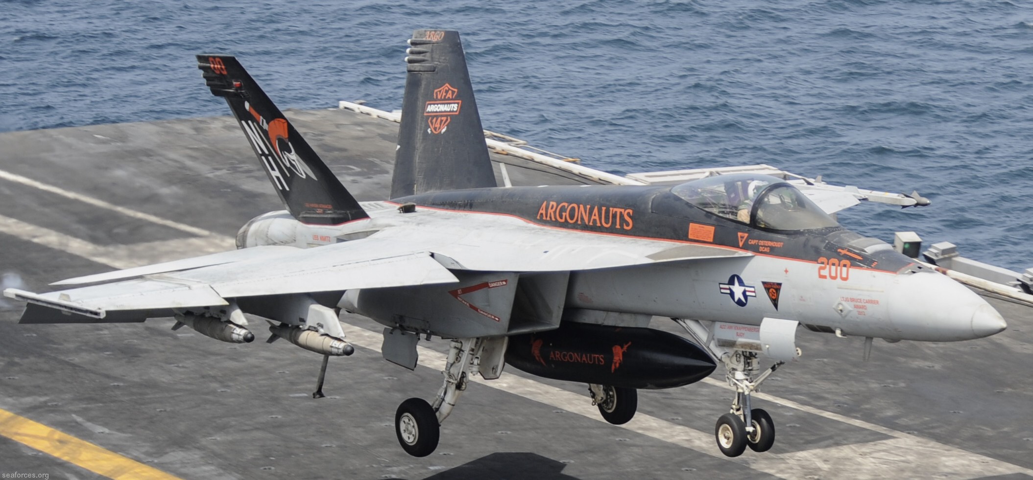 vfa-147 argonauts f/a-18e super hornet strike fighter squadron carrier air wing cvw-11 uss nimitz cvn-68  90