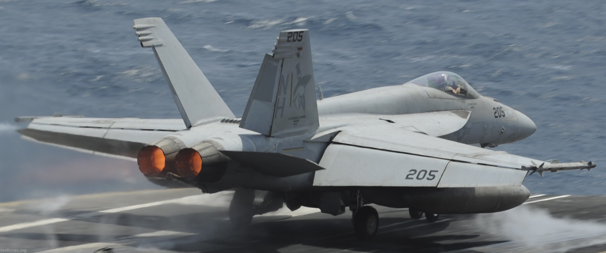 vfa-147 argonauts f/a-18e super hornet strike fighter squadron carrier air wing cvw-11 uss nimitz cvn-68  94