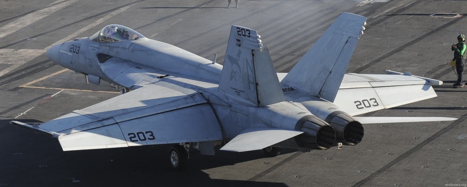 vfa-147 argonauts f/a-18e super hornet strike fighter squadron carrier air wing cvw-11 uss nimitz cvn-68  116