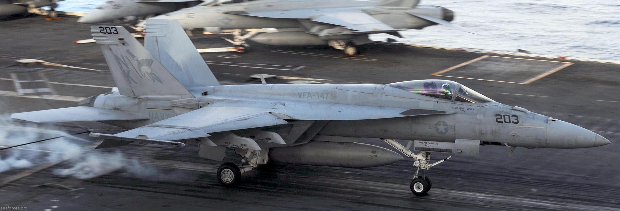 vfa-147 argonauts f/a-18e super hornet strike fighter squadron carrier air wing cvw-14 uss ronald reagan cvn-76 146