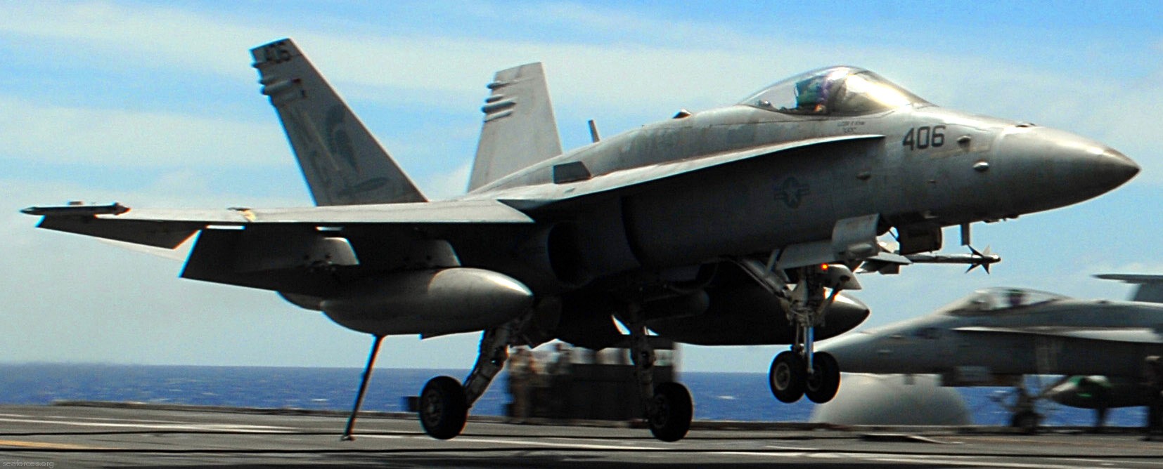 vfa-147 argonauts f/a-18c hornet strike fighter squadron carrier air wing cvw-9 uss john c. stennis cvn-74 152