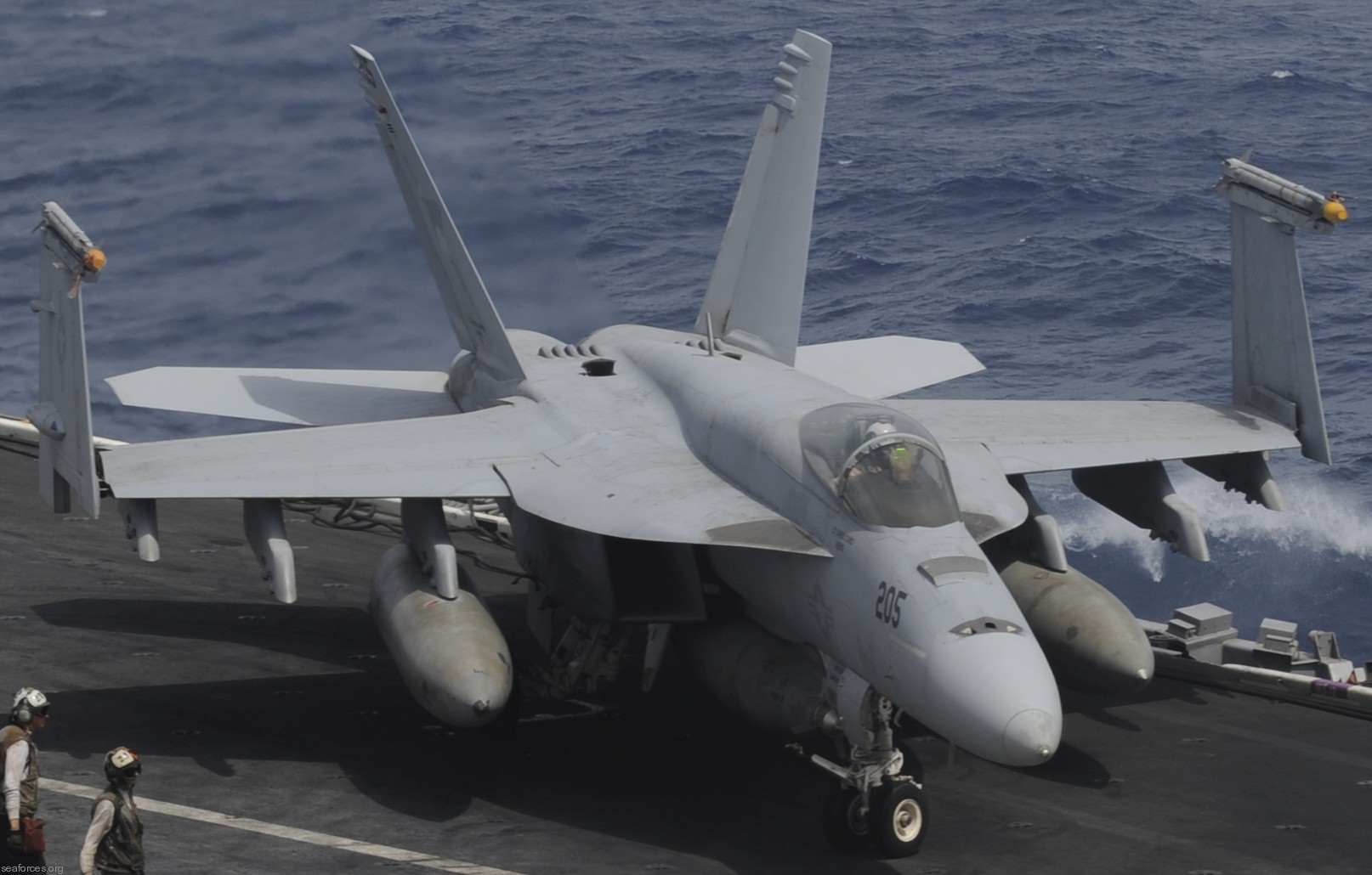 vfa-147 argonauts f/a-18e super hornet strike fighter squadron carrier air wing cvw-11 uss nimitz cvn-68  235