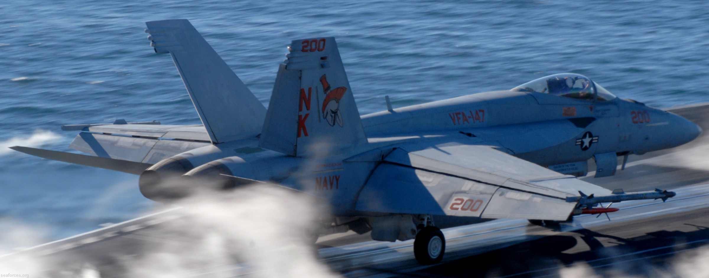 vfa-147 argonauts f/a-18e super hornet strike fighter squadron carrier air wing cvw-14 uss ronald reagan cvn-76 239