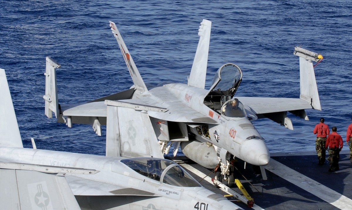 vfa-147 argonauts f/a-18e super hornet strike fighter squadron carrier air wing cvw-14 uss ronald reagan cvn-76 277