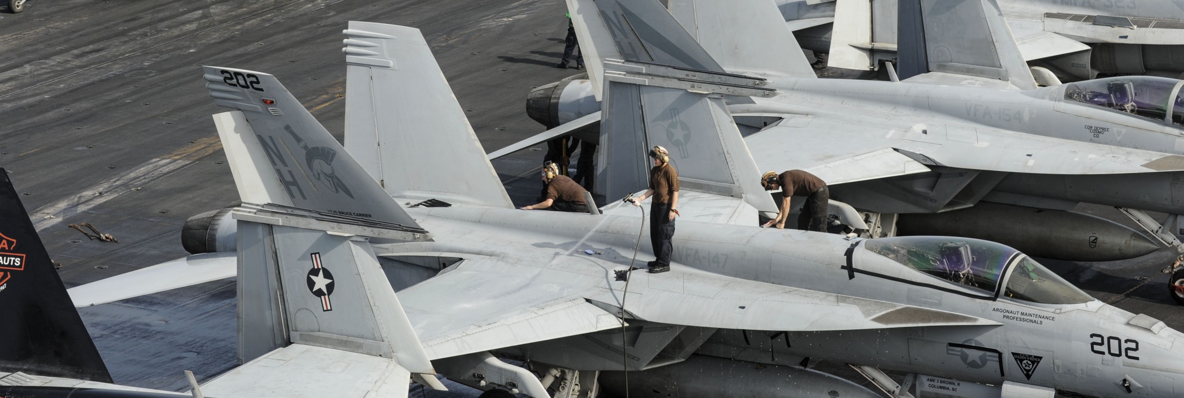 vfa-147 argonauts f/a-18e super hornet strike fighter squadron cvw-11 uss nimitz cvn-68 284