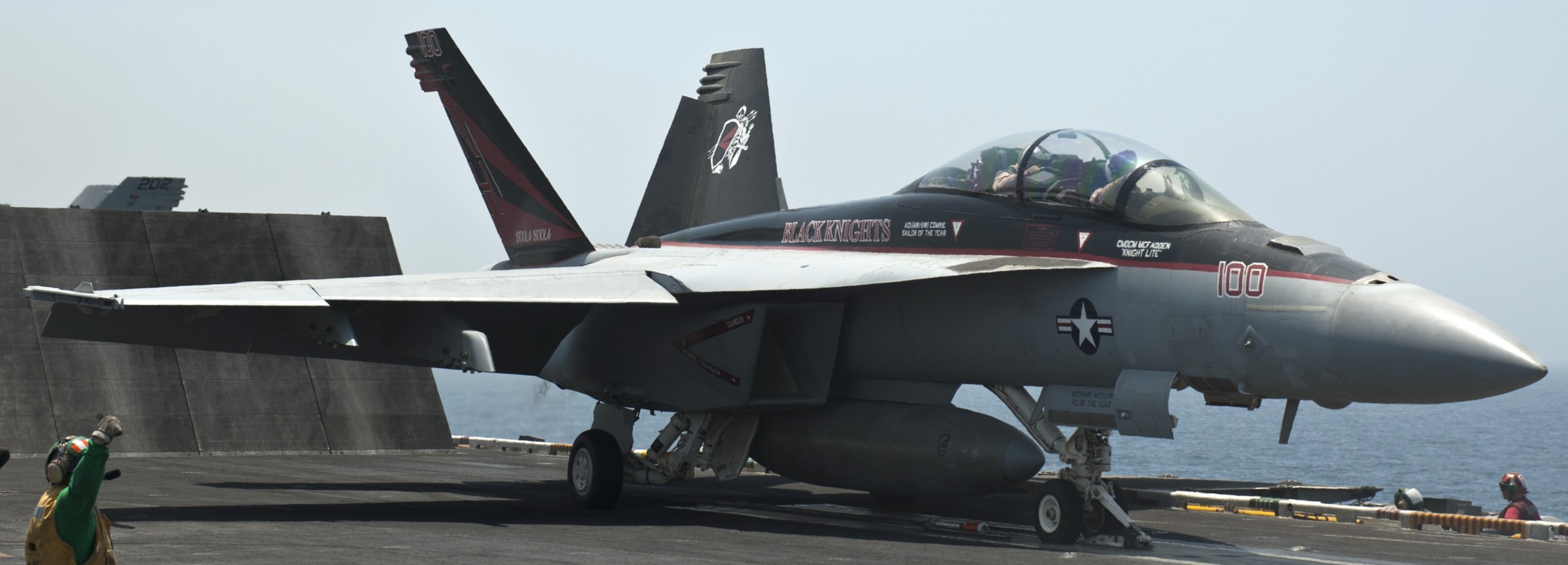 vfa-154 black knights f/a-18f super hornet strike fighter squadron navy cvw-11 uss nimitz cvn-68 173