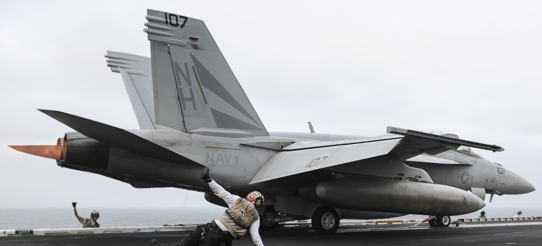 vfa-154 black knights f/a-18f super hornet strike fighter squadron navy cvw-11 uss nimitz cvn-68 174